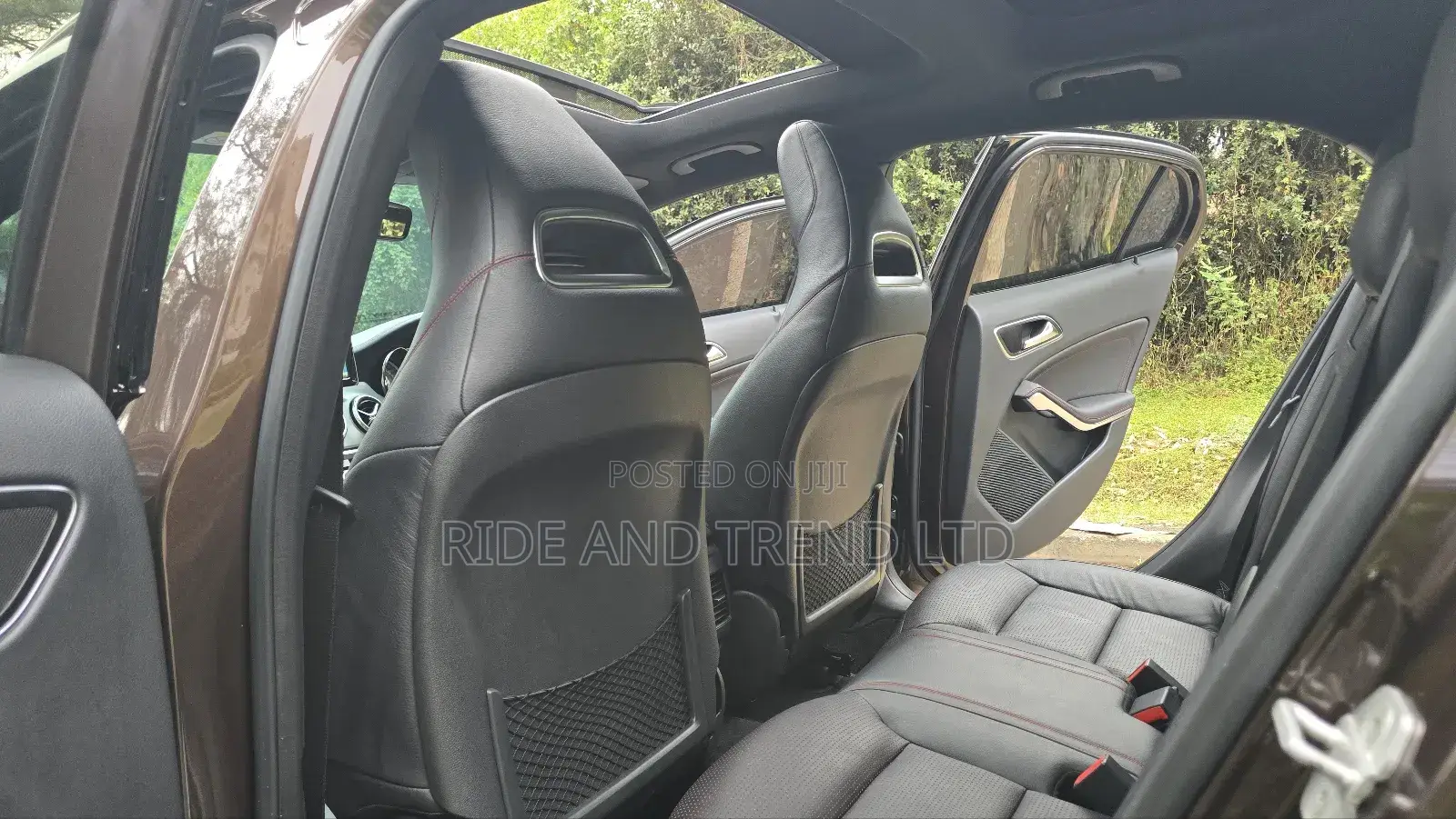 Mercedes-Benz GLA 250 2015 Brown