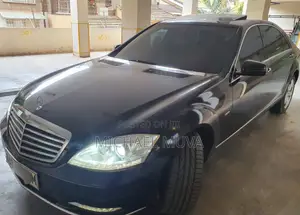 Mercedes-Benz S-Class S 350 BlueTEC L (V221) 2012 Black