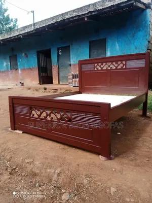 Classic Mahogany Wooden Bed