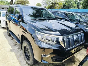 Toyota Land Cruiser Prado 2.7 2018 Black