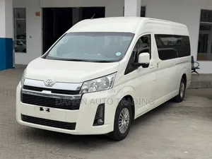 Toyota HiAce 2019 White