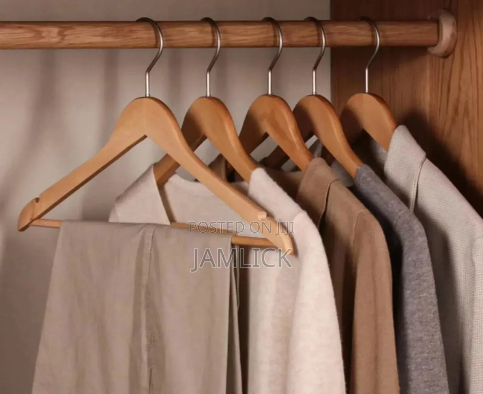 6pcs High Grade Plastic Clothes Hangers - Hk