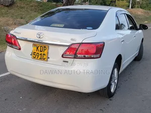 Toyota Premio 2017 Red