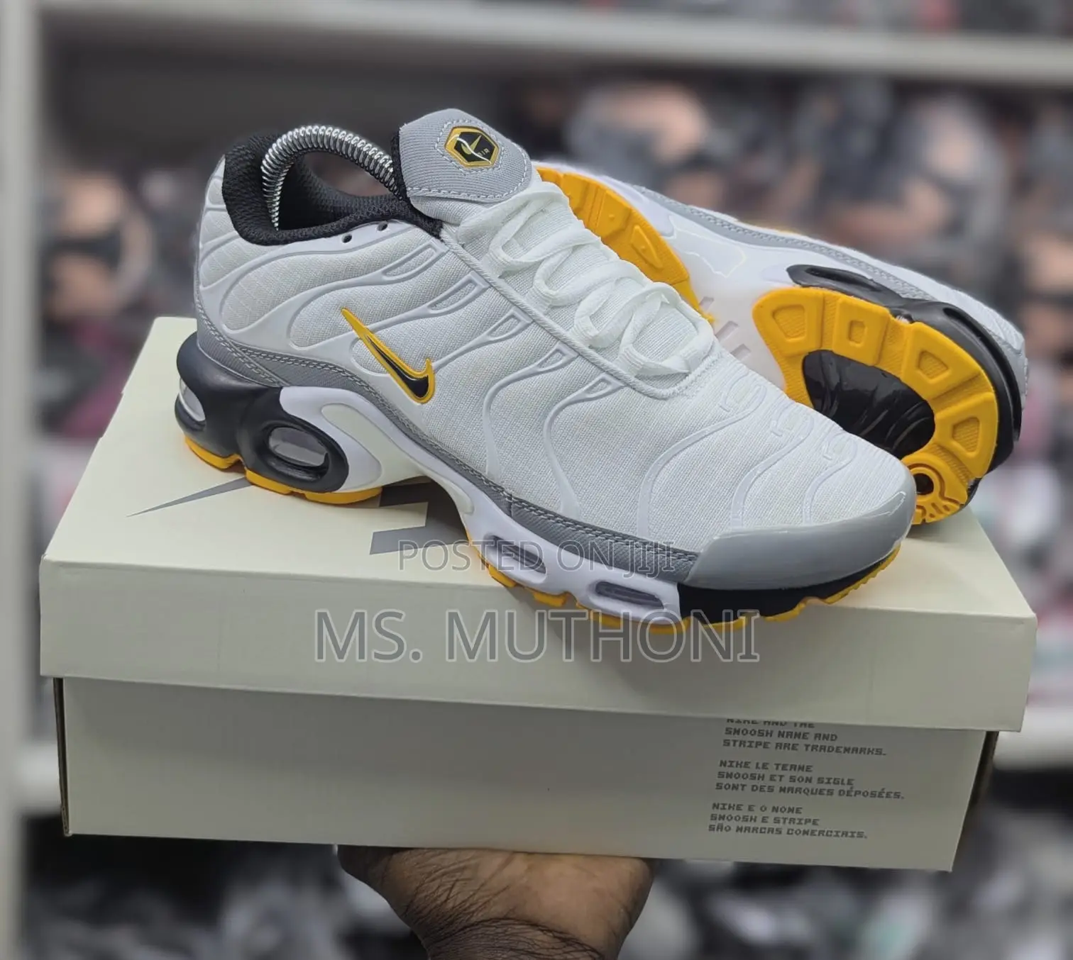 Nike Tuned Air White Size 40-44. 