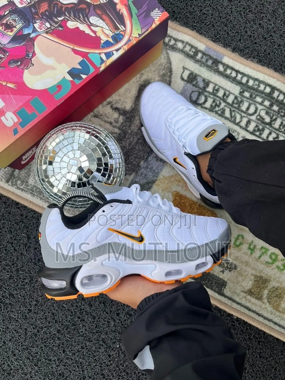 Nike Tuned Air White Size 40-44. 