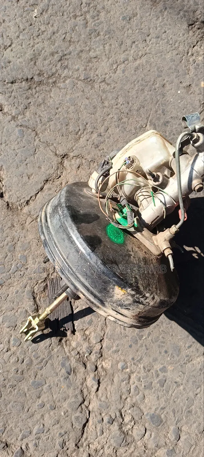 Brake Boosters Complete Hilux 4×4.