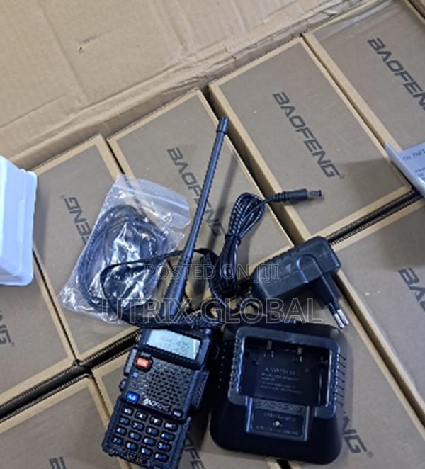 Baofeng Uv-5r High Power Long Range Walkie
