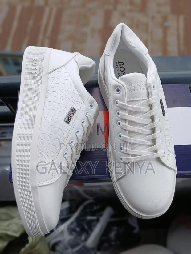 Boss Casual White - main view