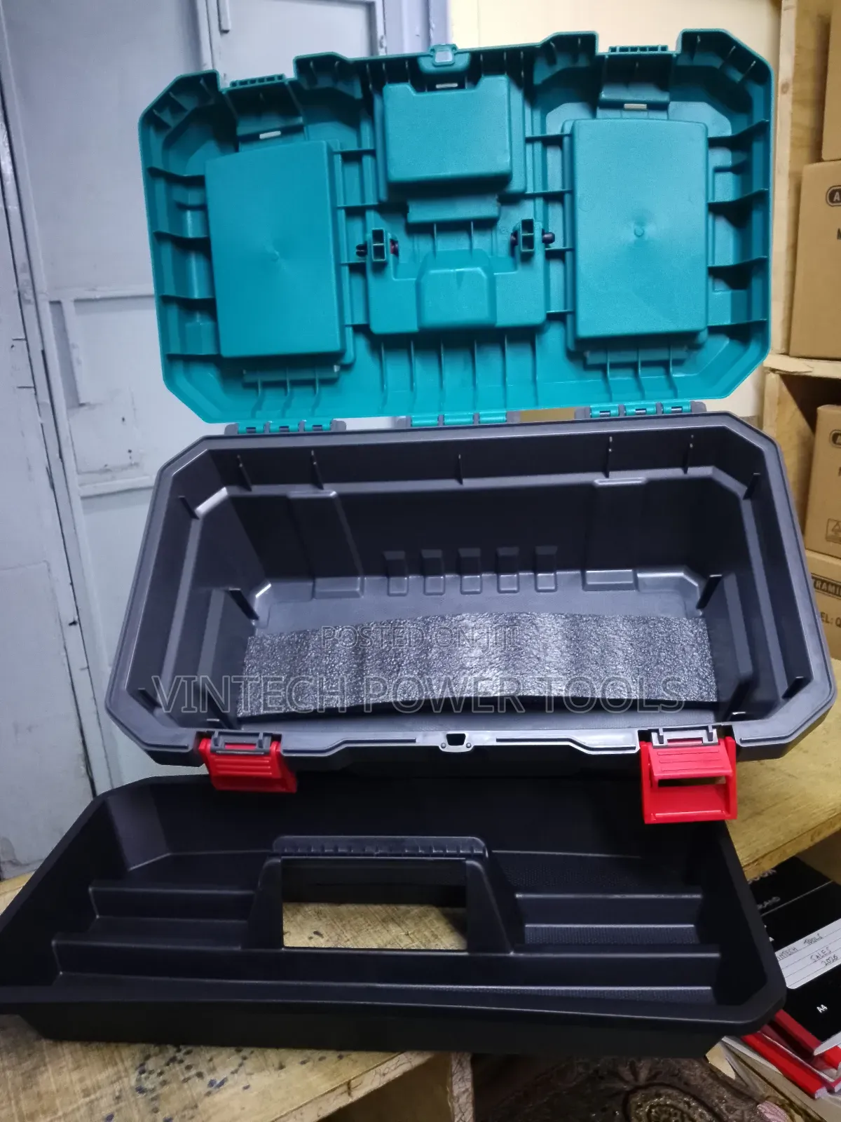 20" Empty Tool Box/ Total 20" Toolbox