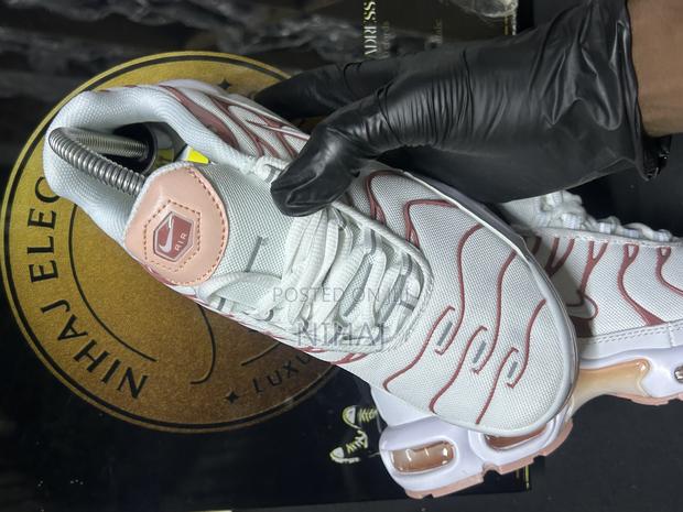 Nike Air Max Plus (White Pink Oxford) - thumbnail 3