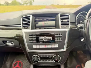 Mercedes-Benz GL-Class 2015 Blue