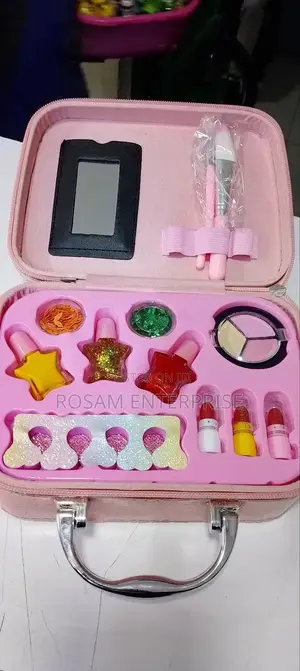 Kids Makeup Kit Set