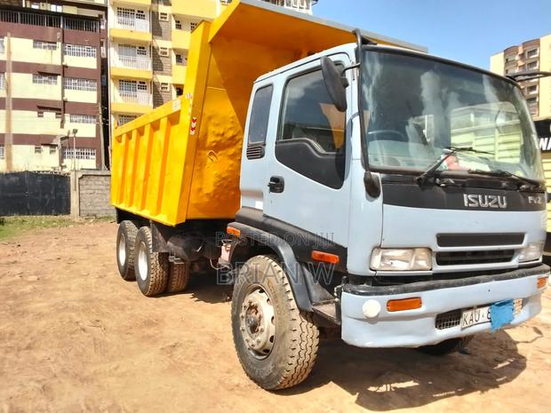 Isuzu FVZ Tipper - thumbnail 3