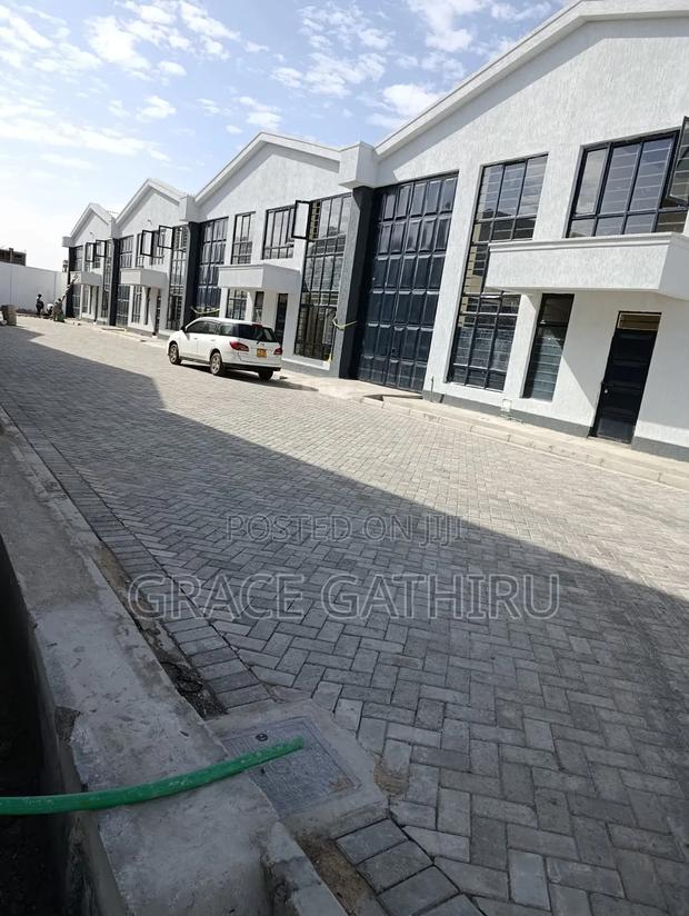 Godown to Let - thumbnail 3