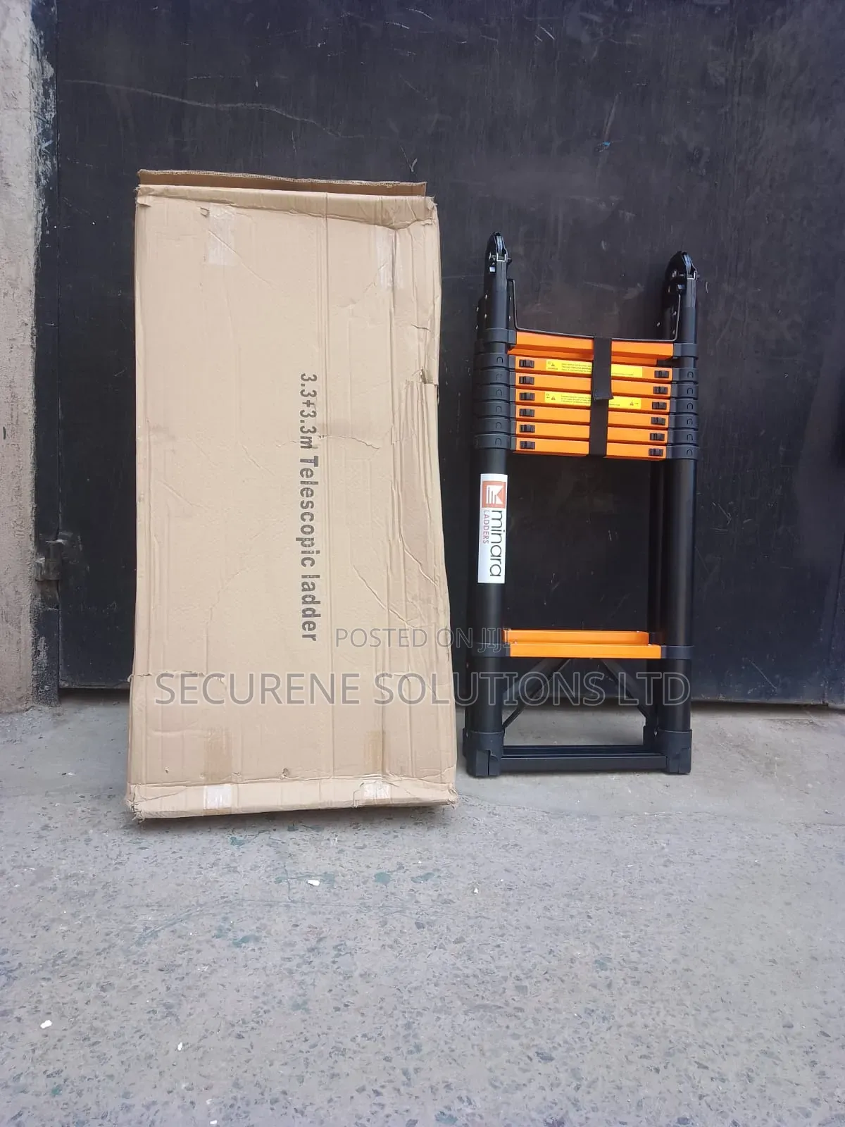 Minara Brand 3.3m + 3.3m Telescopic Ladder