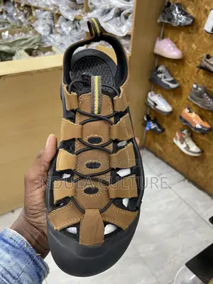 Keen Sandals Leather //Canvas