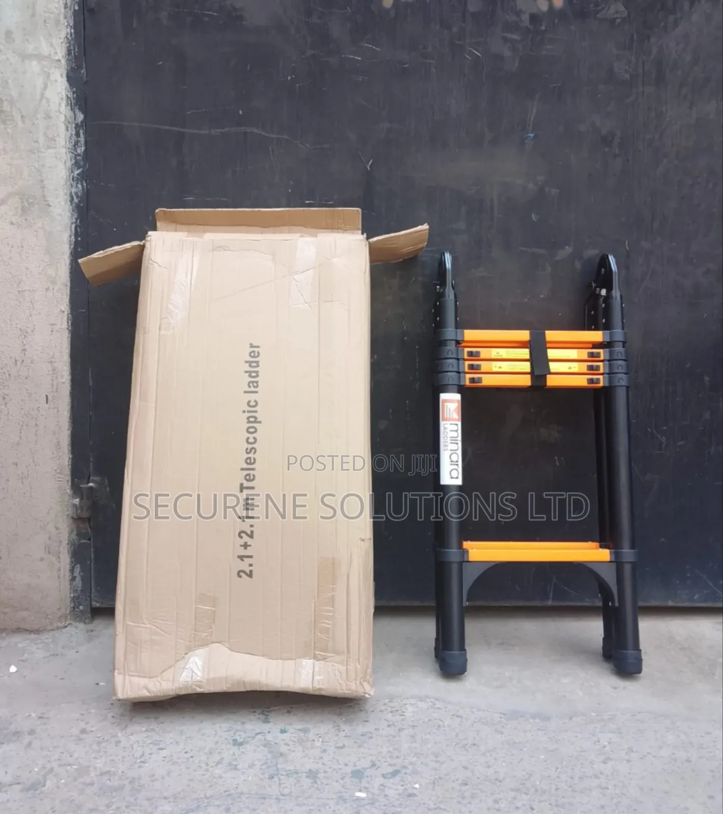 2.1+2.1 Meter Telescopic Ladder From Minara Ladders.