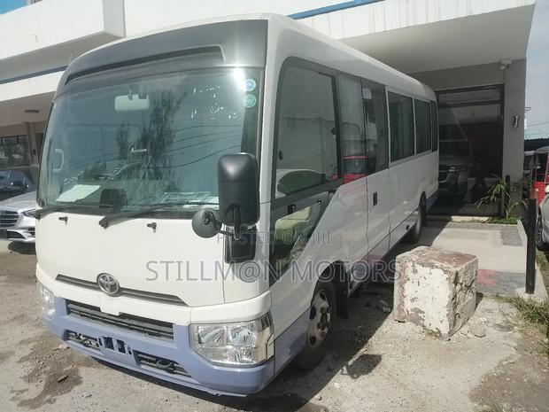 Toyota Coaster 2019 White - thumbnail 5