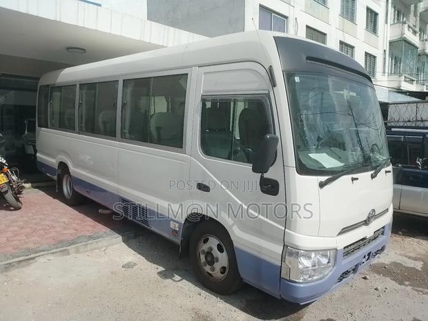 Toyota Coaster 2019 White - thumbnail 10