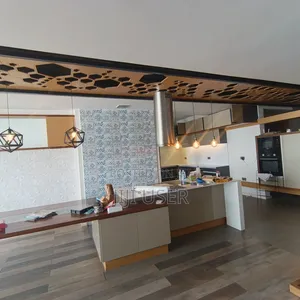 4bdrm Duplex in Parklands for rent