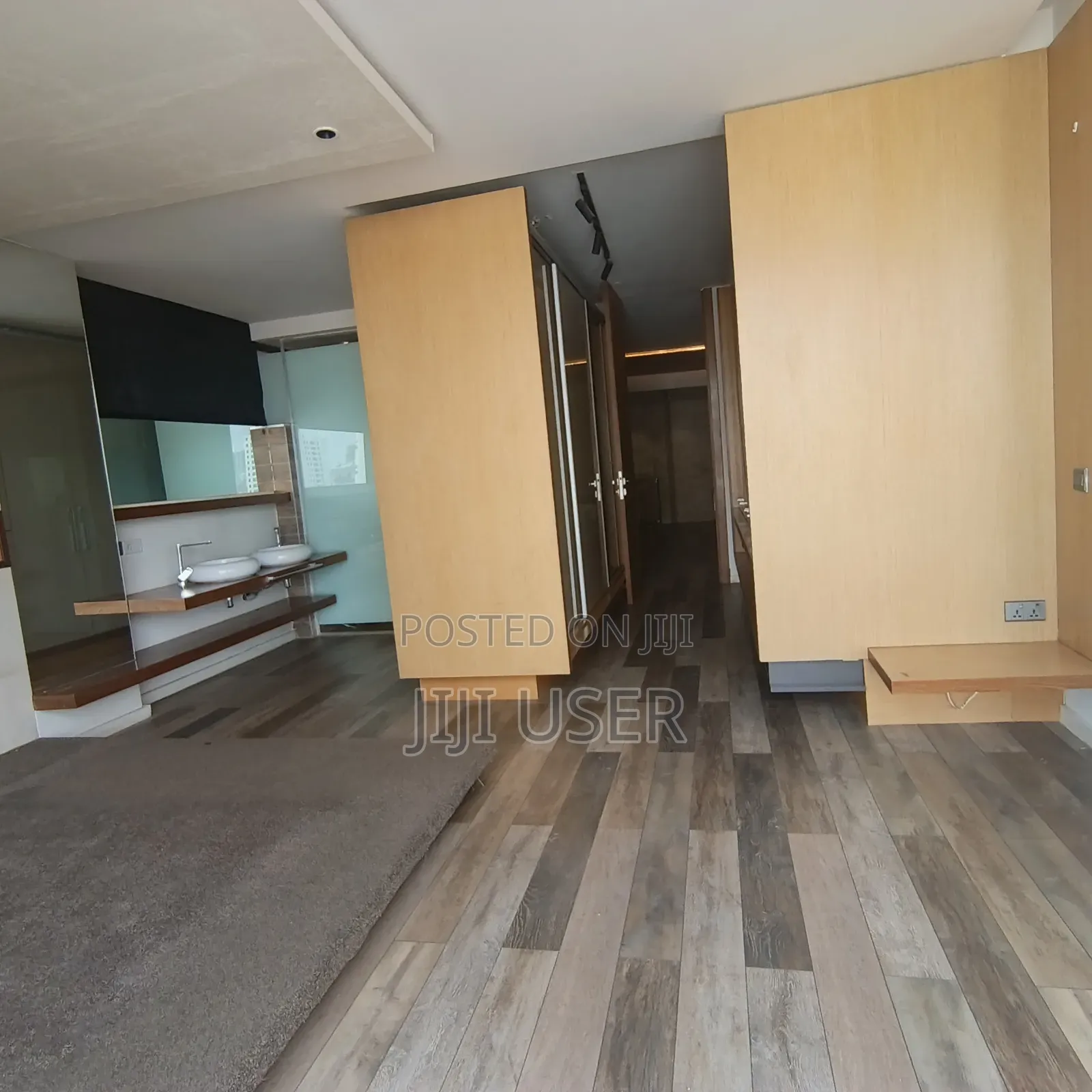 4bdrm Duplex in Parklands for rent