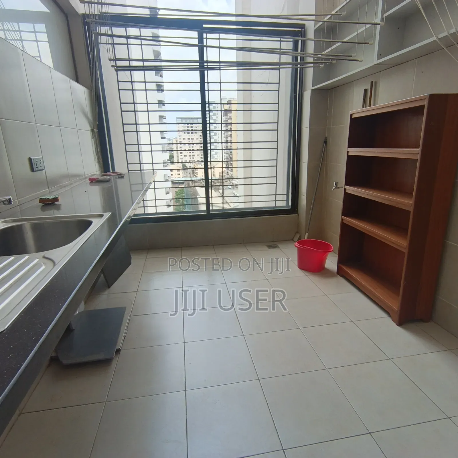 4bdrm Duplex in Parklands for rent