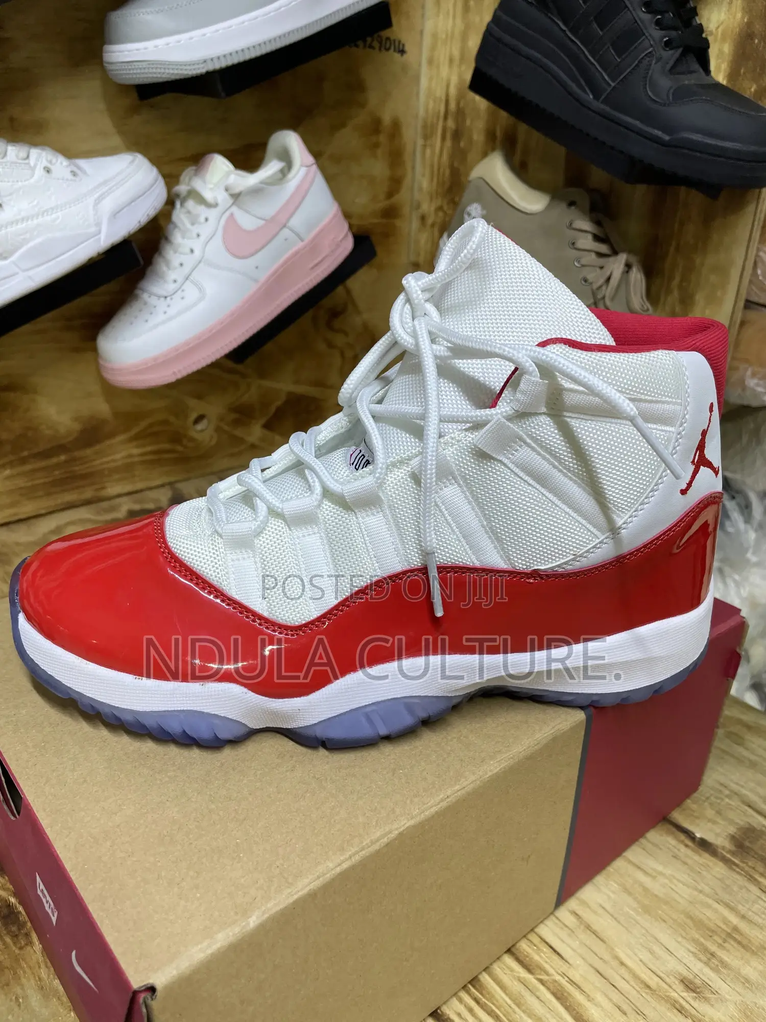 Trending Jordans 11 Retro Sports Shoes