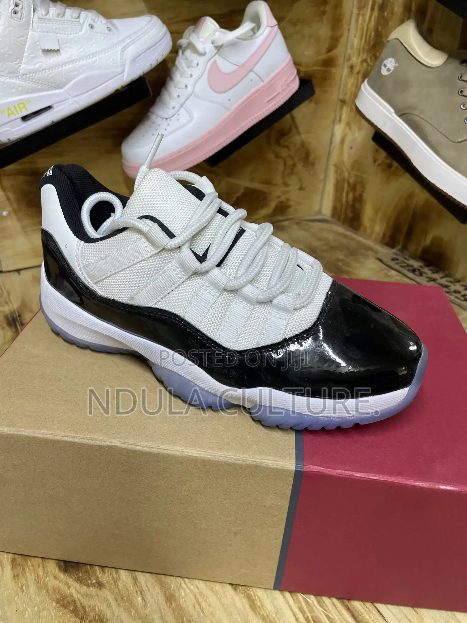 Trending Jordans 11 Retro Sports Shoes