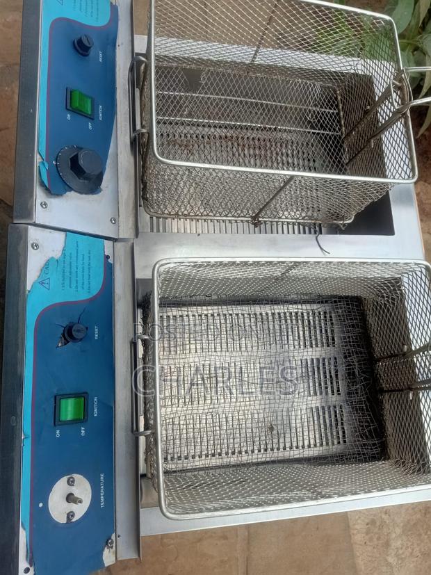 Gas and Electric Deep Fryer - thumbnail 6