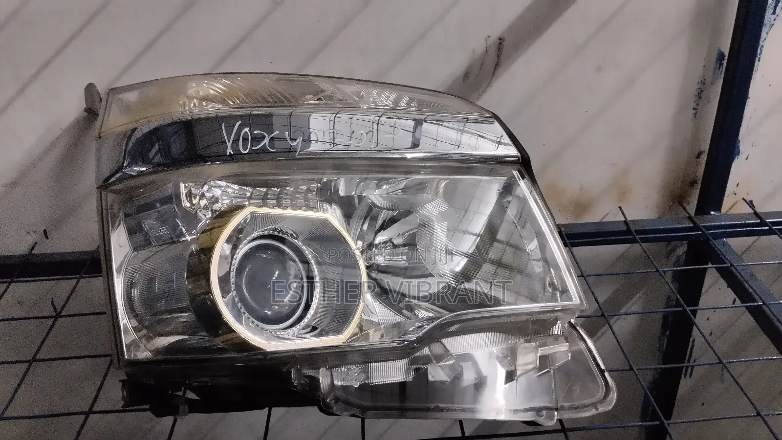 Toyota Voxy 2008 Headlight