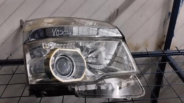 Toyota Voxy 2008 Headlight
