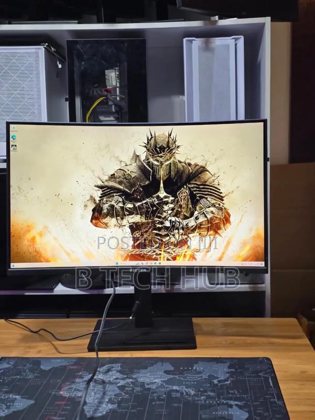 Viotek Gaming Monitor 
32 Inch Curved Display