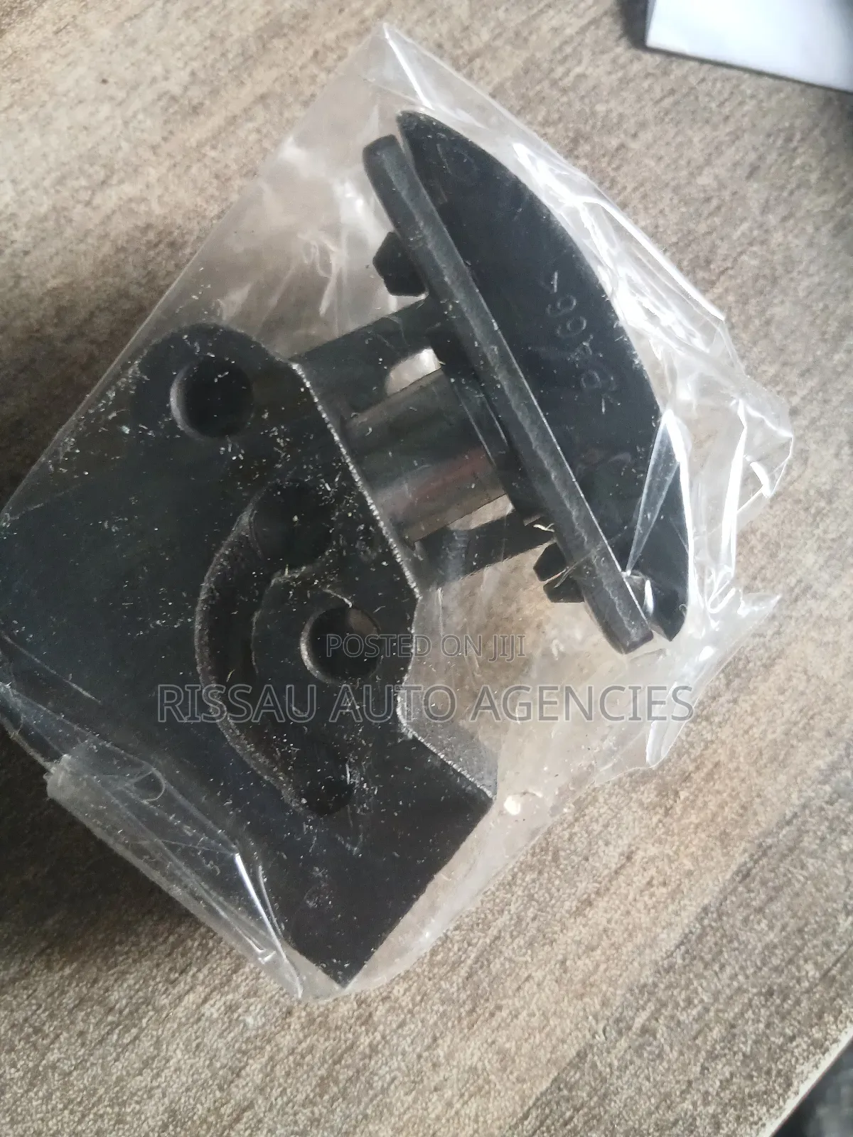 Nissan B13/14 Timming Chain Tensioner 13070-53y13