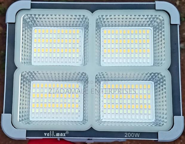 Vellmax Led Solar Light 200w - main view