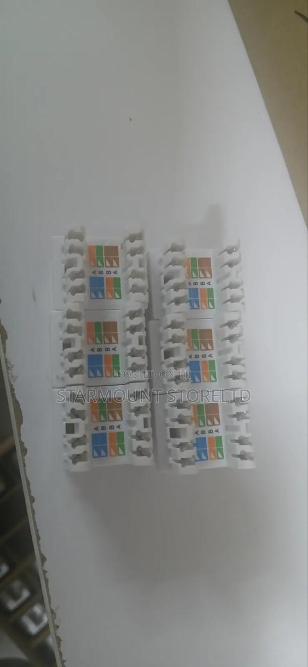 Giganet Cat6a Utp 180 Dgrees Keystone Module - thumbnail 3