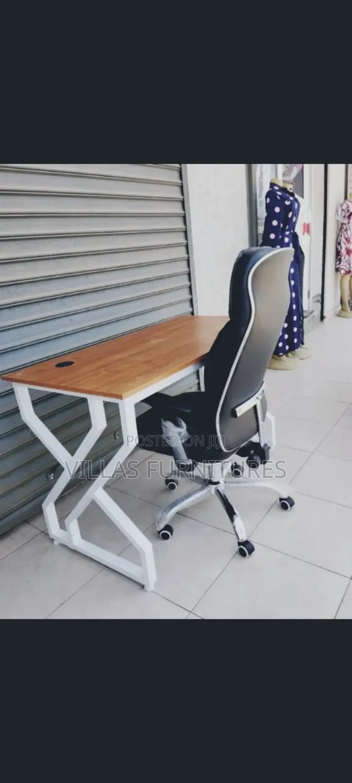 Recliner Leather Chair and Study Desk