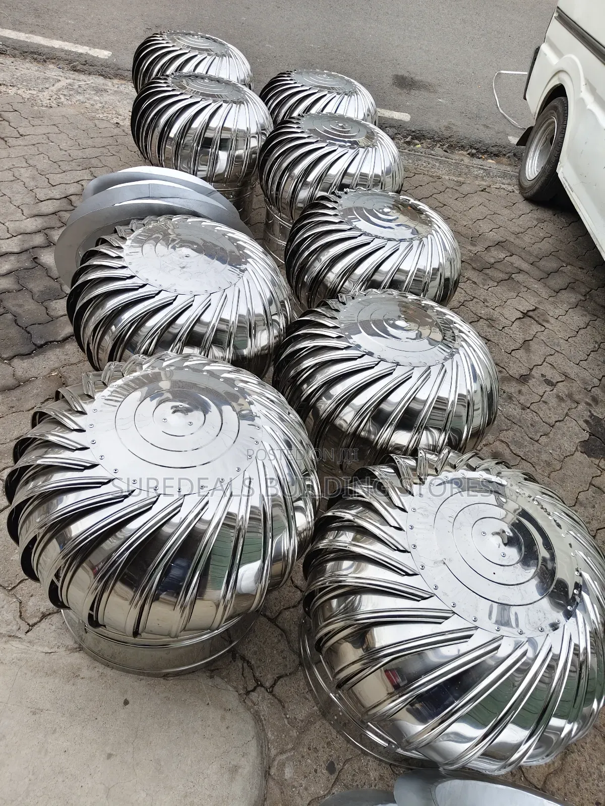 Wind-Power-Roof-Turbo-Ventilation-Fan / Cyclones.