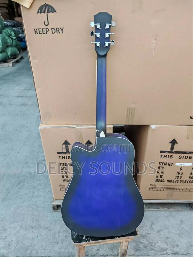 Semi Acoustic Guitar - thumbnail 2