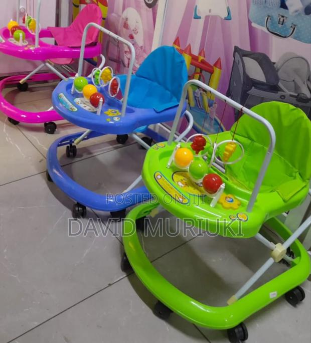 Ergonomic Baby Walker – Learn to Walk Safely - main view