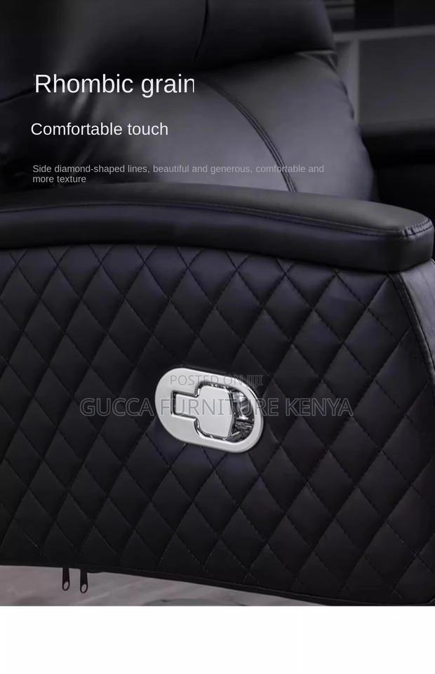 Executive Leather Manager's High-back Chair - thumbnail 9