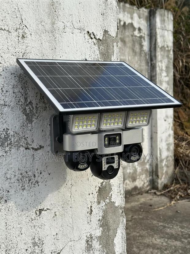 Colored Night Vision 12mp 4g PTZ Multiple Lens Camera Solar Floodlight