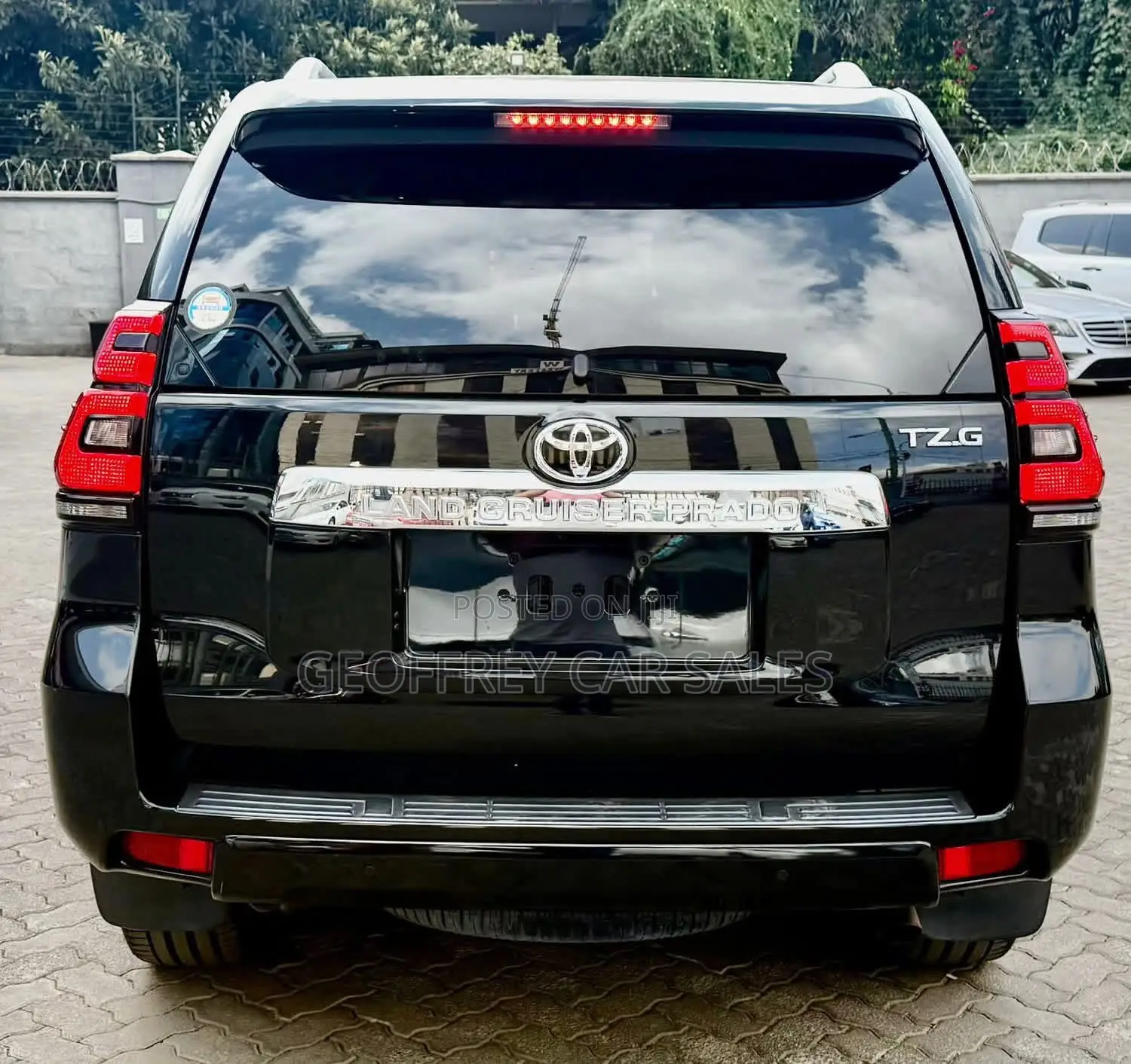 Toyota Land Cruiser Prado 2.8 2020 Black