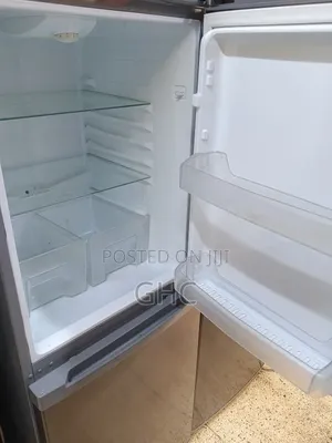 Ex Uk, Refrigerator