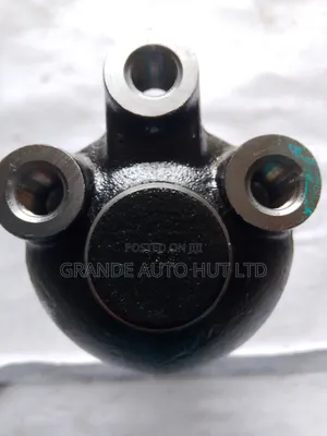 Upper Ball Joint for Hyundai H100 (Ctr Brand)