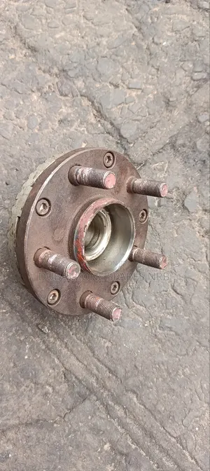 Rear Wheel Hubs Impreza 2wd.