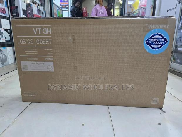 Samsung Hd 32" T5300 Smart Tv - thumbnail 2