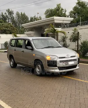 Toyota Probox 2018 Silver