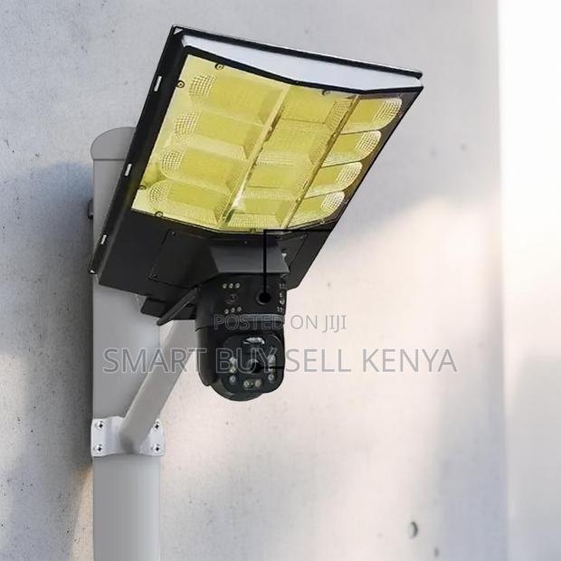 V380 Pro App 12mp 4g PTZ Multiple Lens Solar Camera Solar Street Light