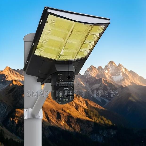 Weatherproof Housing 12mp 4g PTZ Solar Camera With Solar Street Light