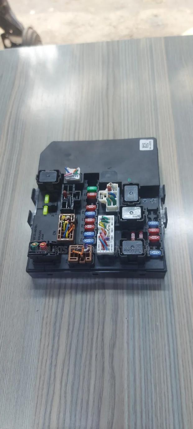 Fuse Box Nv350